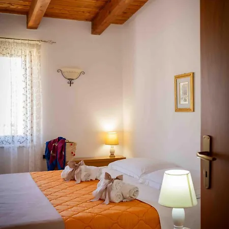 Sunshine Apartment