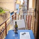 Sunshine Trappeto (Sicily)